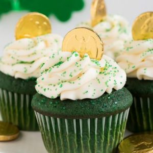 Your Dessert Choices Will Reveal What Type Of Fries You Are Quiz St. Patrick's Day cupcakes