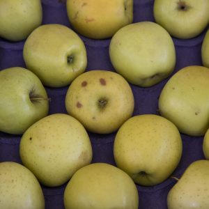 Which Fruity Cake Are You? Quiz Yellow apples
