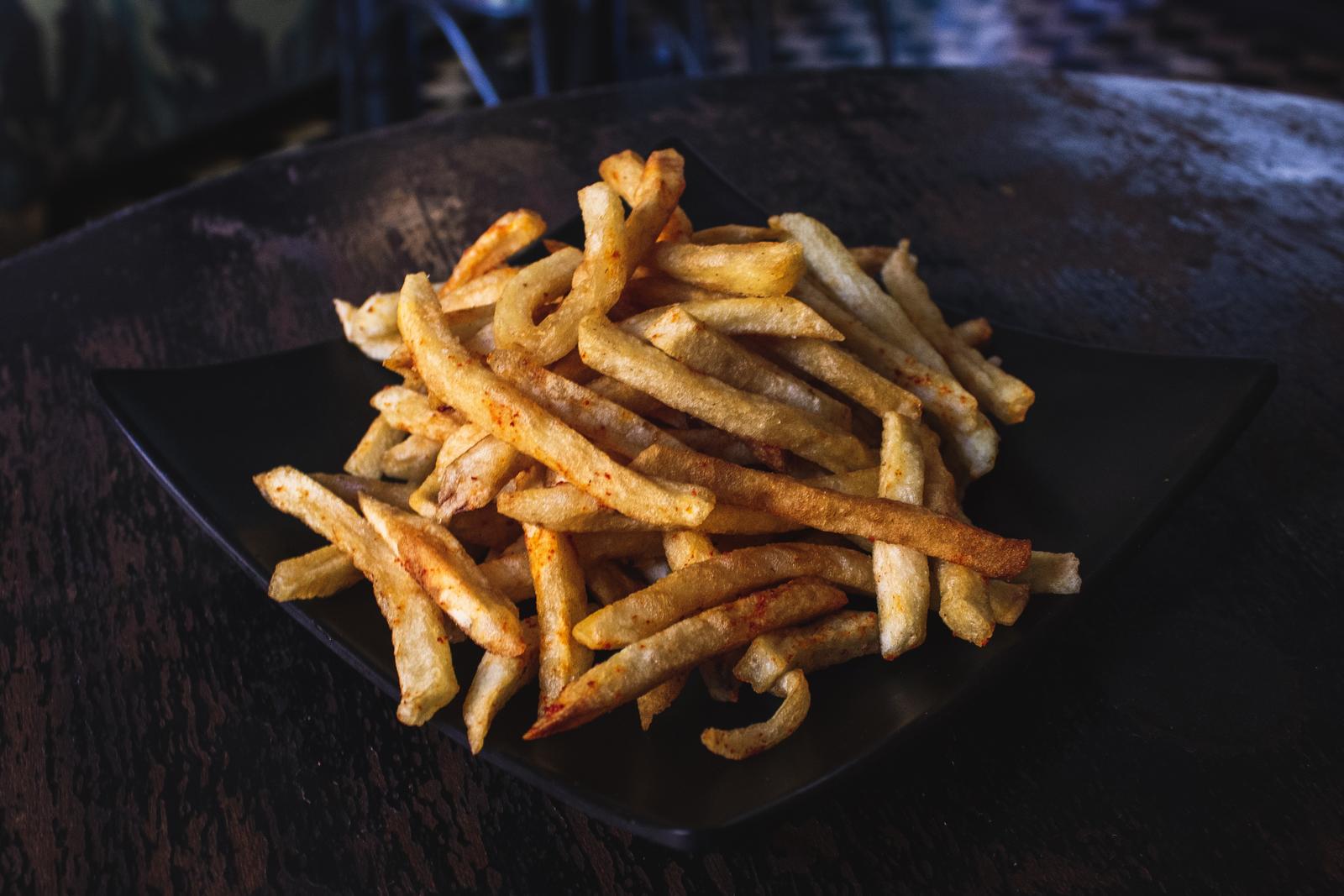 🍟 Can We Guess Your Age by Your Taste in Fast Food? Classic Cut Fries