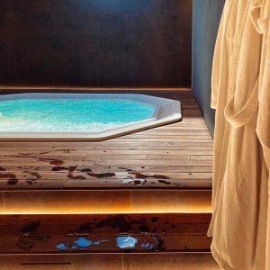 What Fall Flavor Are You? Quiz Soak in a hot tub