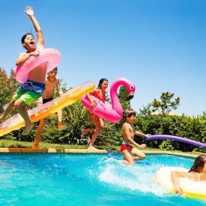 Can We Guess Your Age By The Grown-Up Choices You Make? Quiz Swimming