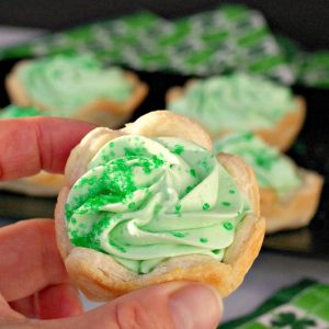 What Shade Of Green Are You? Quiz Shamrock tart