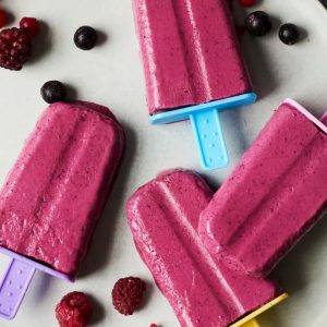 Eat Your Way Through a Rainbow 🌈 and We’ll Reveal the Color of Your Aura 👤 Blackberry popsicle