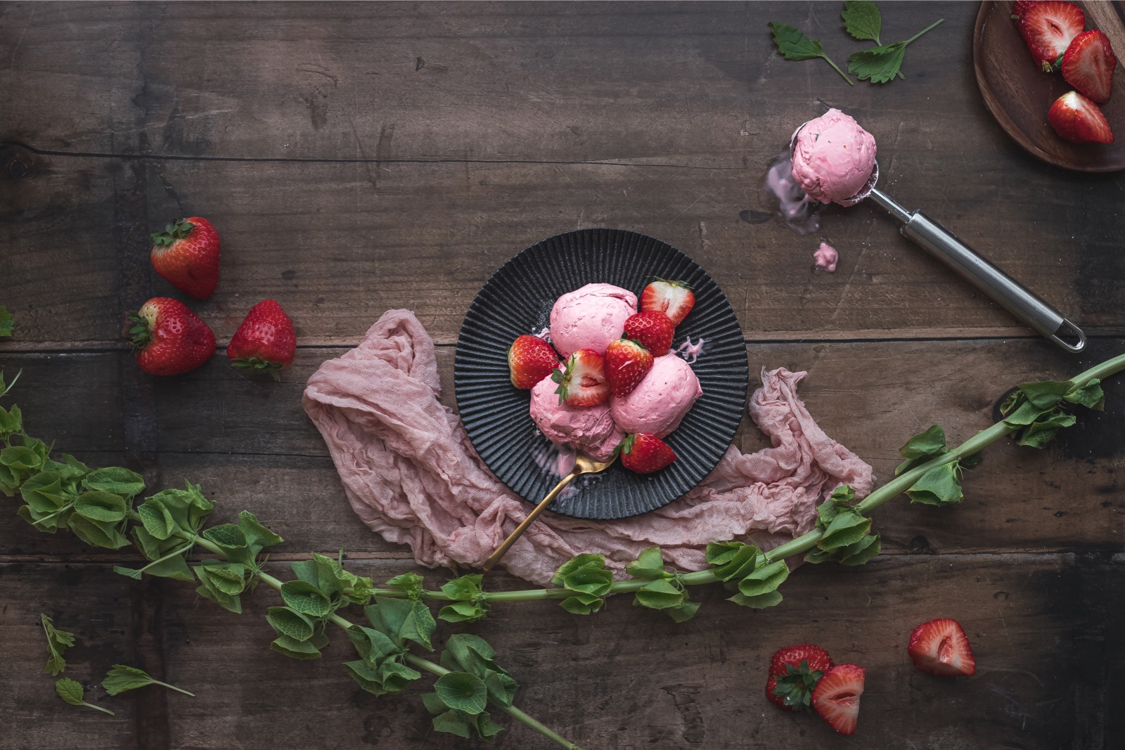 Love Match Quiz: What Type Of Partner Fascinates You Most? ❤️ Strawberry ice cream