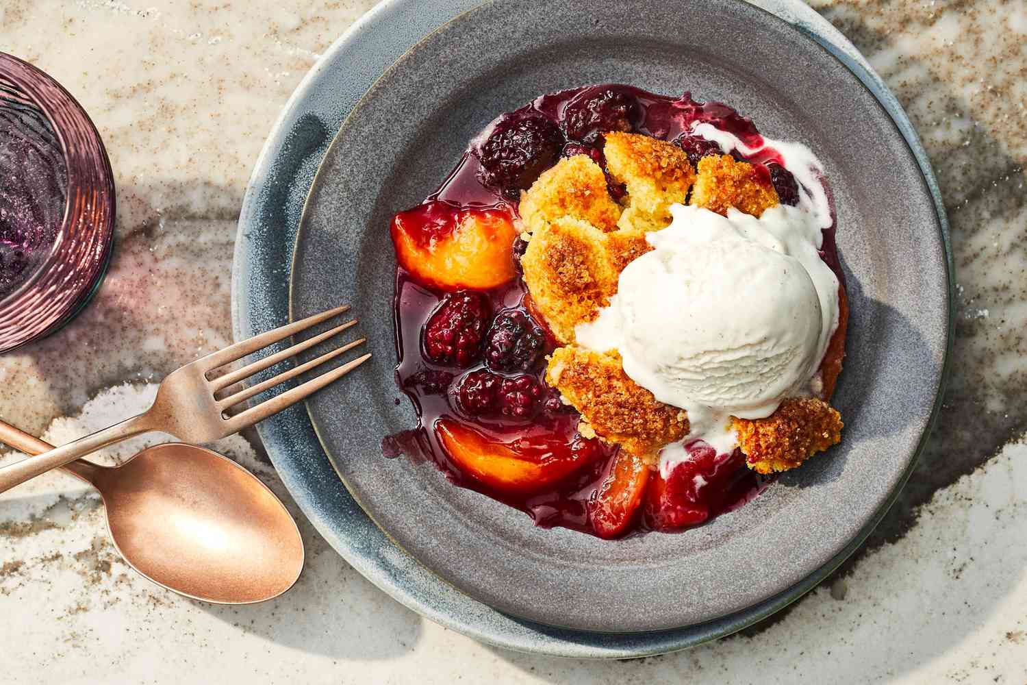 I Know What Holiday Matches Your Energy Purely by the Throwback Desserts You’d Rather Eat fruit cobbler