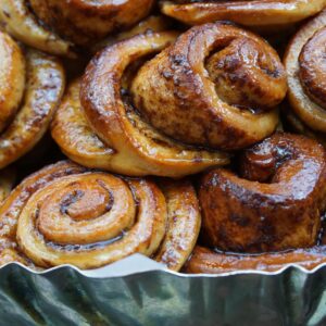 What Autumn Flower Are You? Quiz Cinnamon rolls