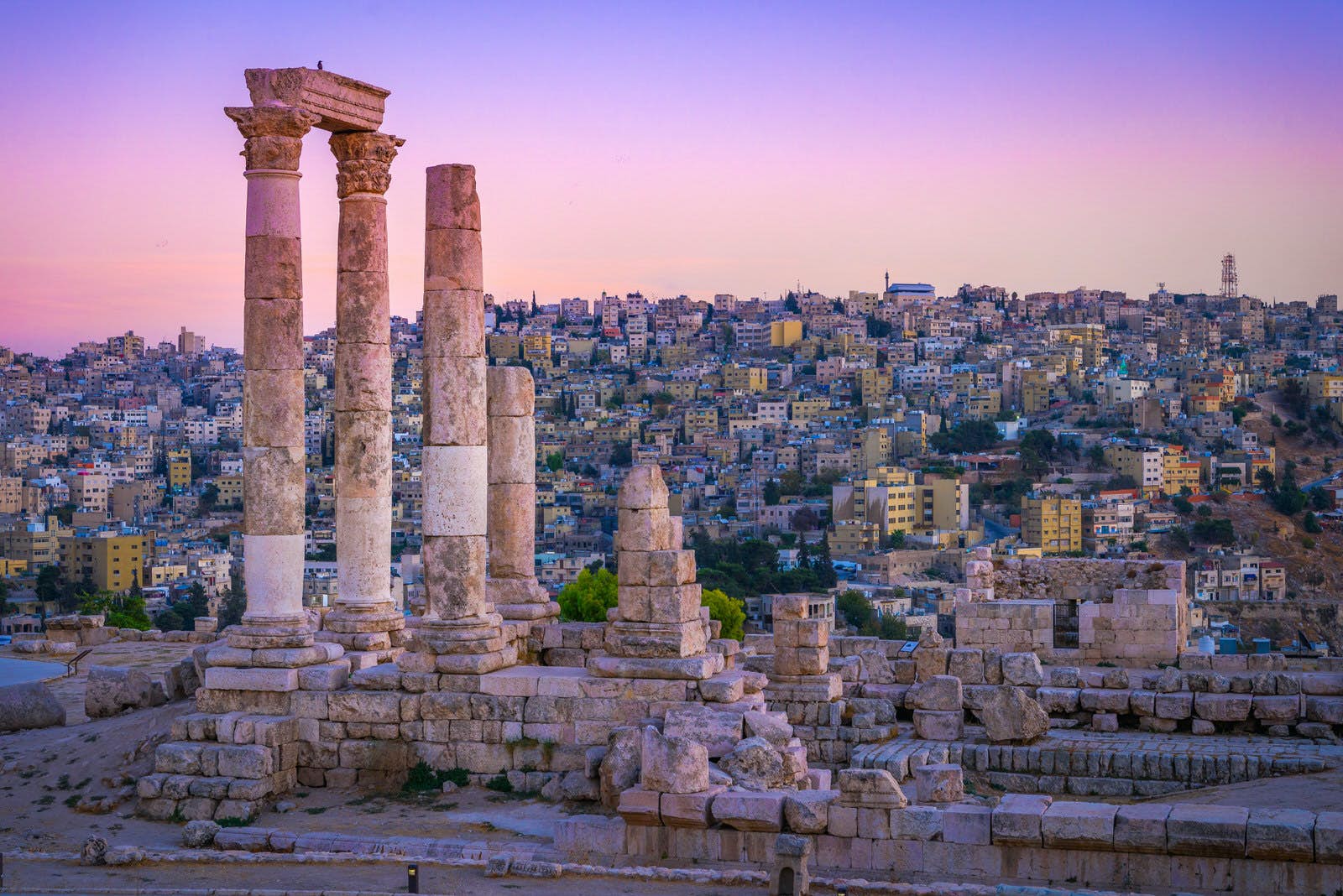 Asian Cities Quiz! Can You Identify Them From 1 Photo? Amman, Jordan