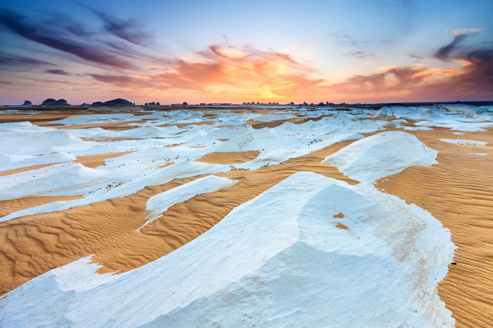 Can You Match These Extraordinary Natural Features to Their Respective Countries? White Desert National Park, Egypt