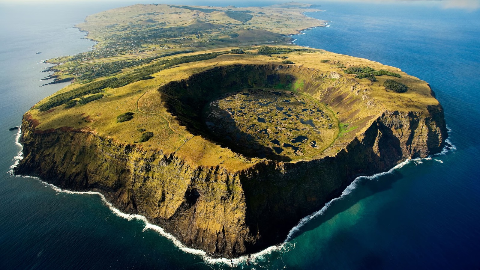 Can You Match These Extraordinary Natural Features to Their Respective Countries? Rano Kau, Easter Island