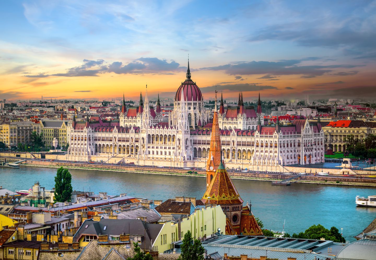 Are You Smarter Than A 5th Grader Questions Hungarian Parliament Building, Budapest, Hungary