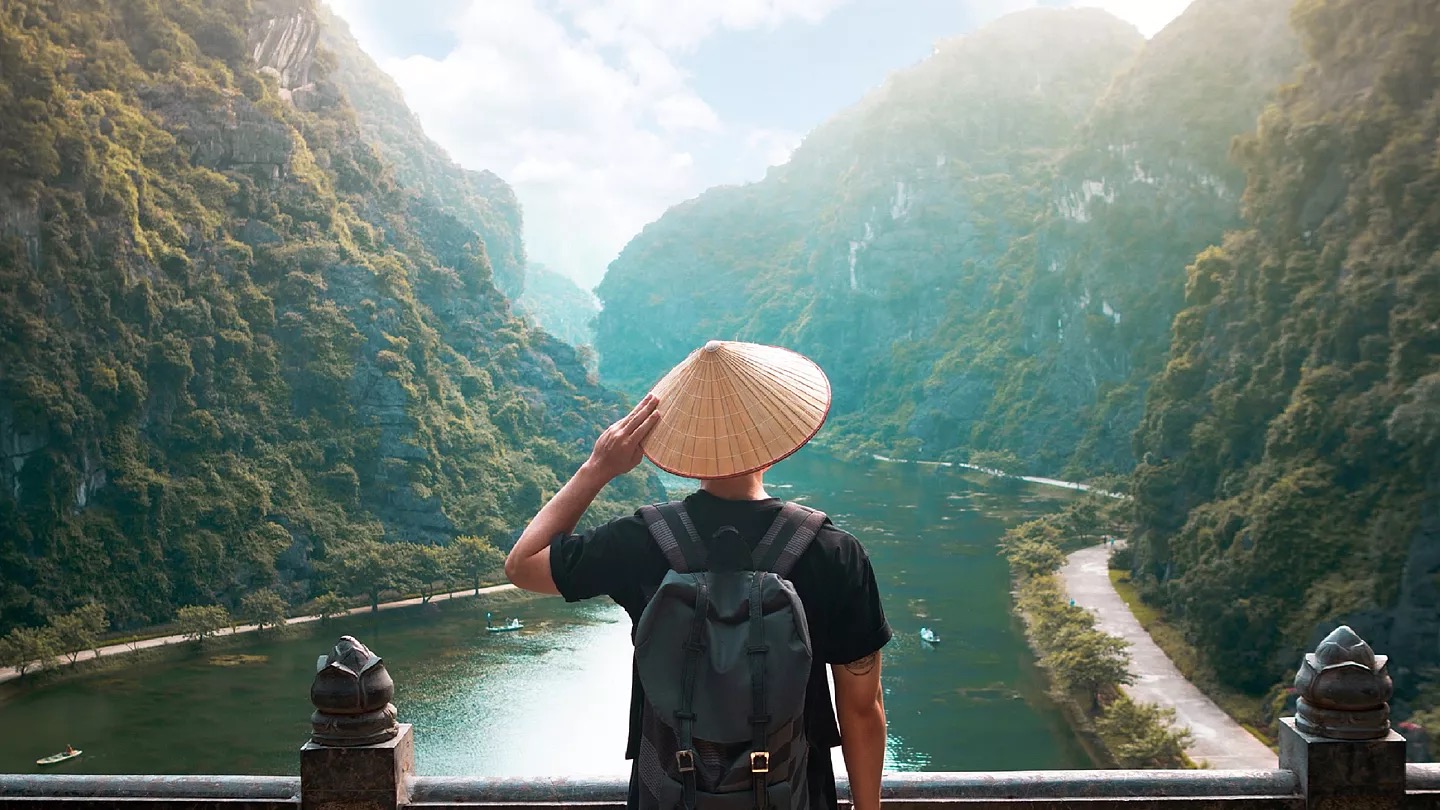 General Knowledge Quiz 🧠: Beat This 20-Question Quiz! Tourists Travel Vietnam
