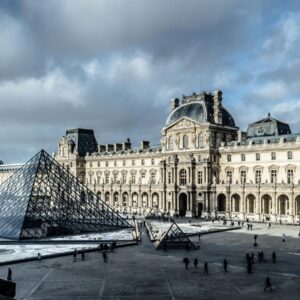 Famous Castles Quiz The Louvre