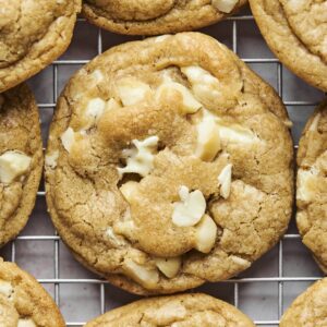 Dessert Quiz 🍰: What's Your Summer Food Personality? 😎 White chocolate cookie