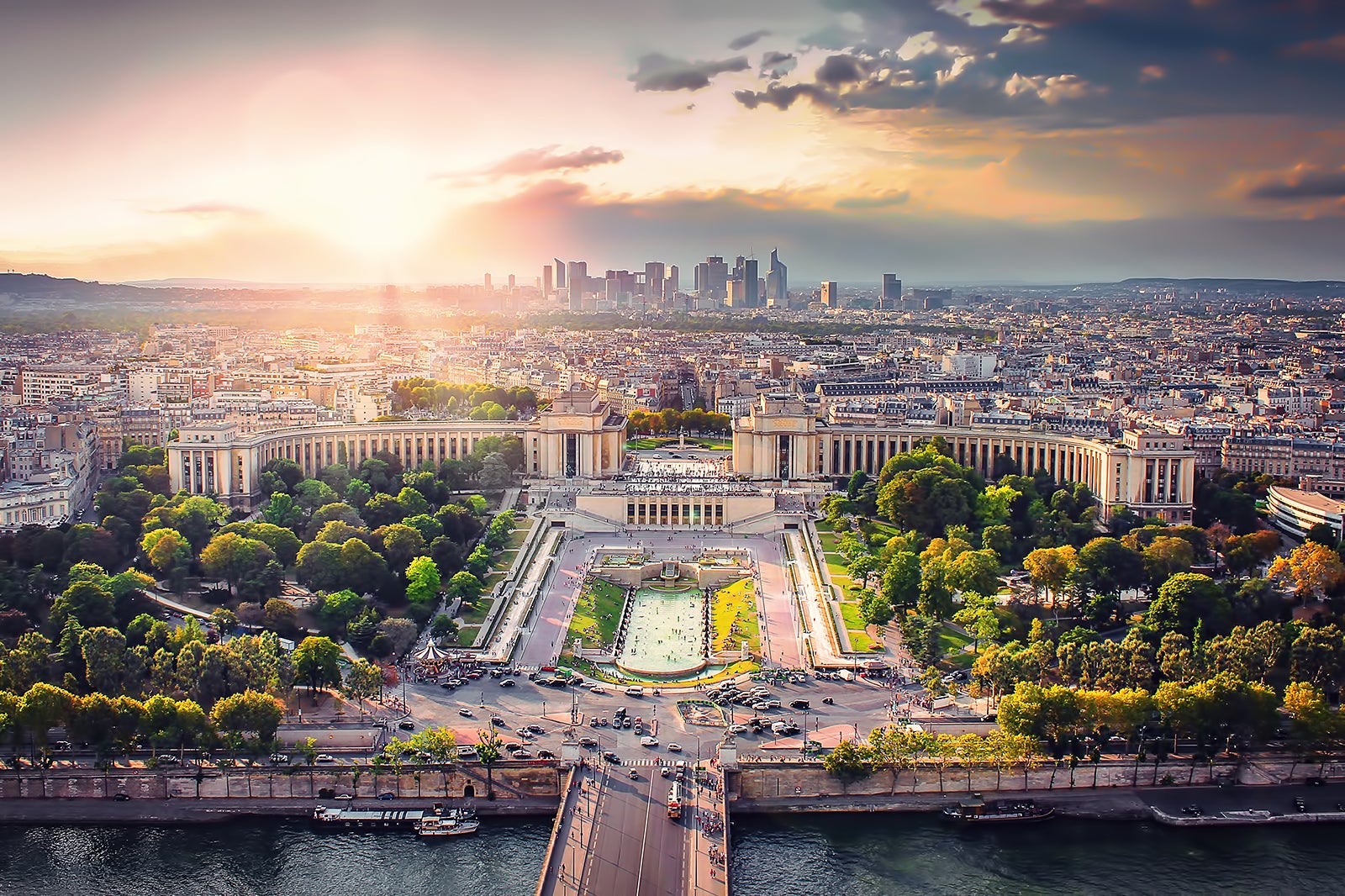 European Capital Quiz 🏰: Novices Vs. Experts - Can You Pass? Paris, France