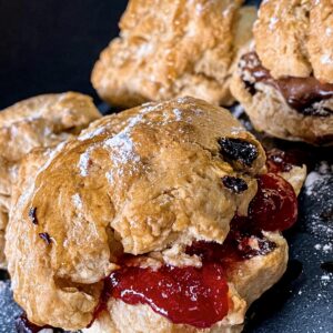 Dessert Quiz 🍰: What's Your Summer Food Personality? 😎 Scone