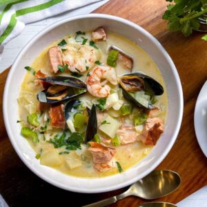 This Seafood Buffet Quiz Will Reveal What Sea Creature You Are Irish seafood chowder