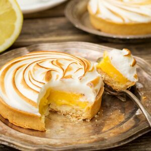 Dessert Quiz 🍰: What Tea 🍵 Are You? Tarte au citron (lemon tart)