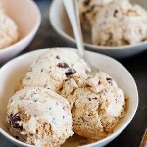 Create Ice Cream Sundae & We'll Guess Birthstone Quiz S\'mores
