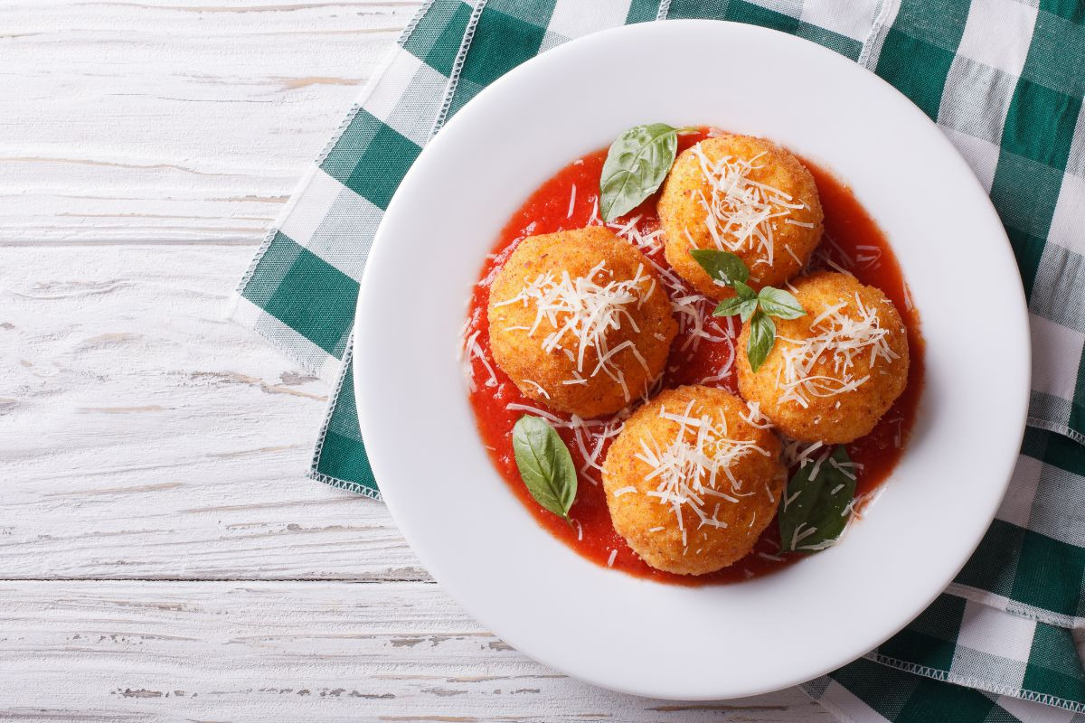 Eat A Fried Food Buffet & We'll Guess Your Age Quiz Arancini