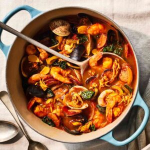 This Seafood Buffet Quiz Will Reveal What Sea Creature You Are Cataplana (Portuguese seafood stew)