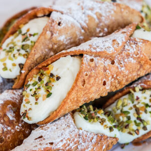 Dessert Quiz 🍰: What Tea 🍵 Are You? Cannoli