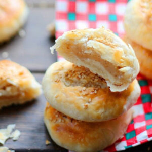 Breakfast A-Z Quiz Wife cake (Chinese round flaky pastry with winter melon paste filling)
