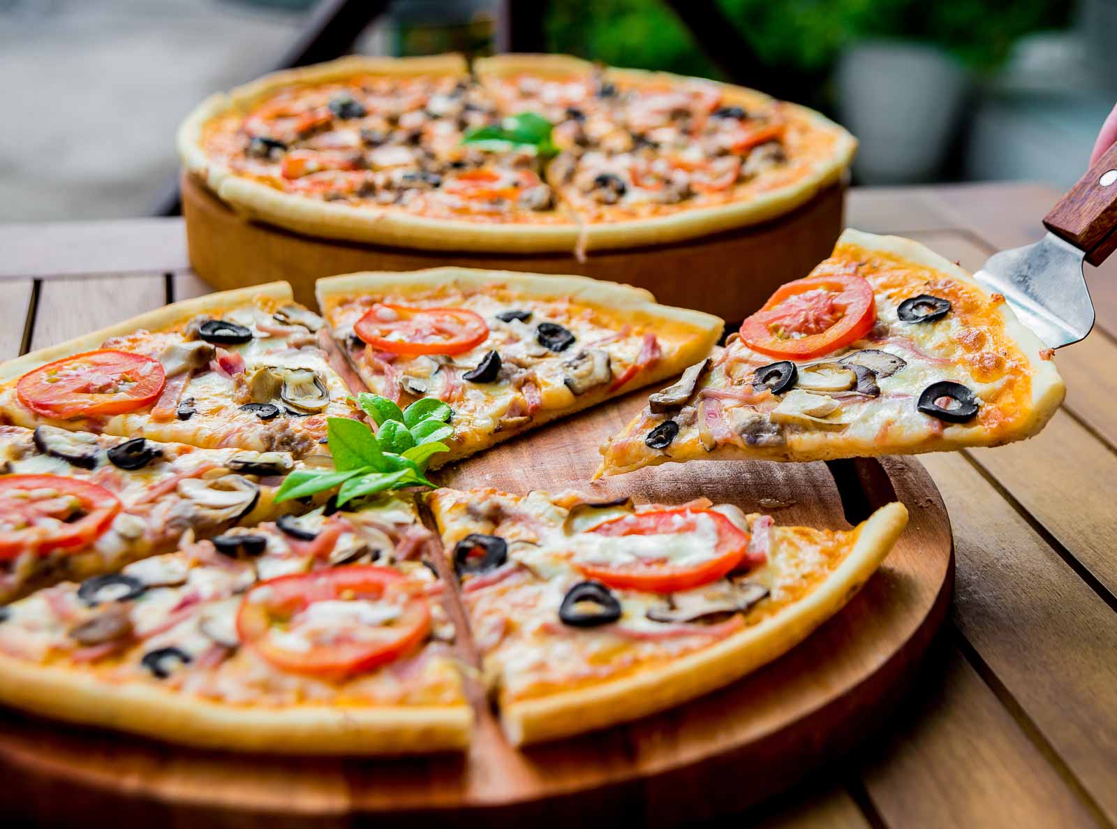 Pizza And Italian Dessert Quiz Thin crust veggie pizza