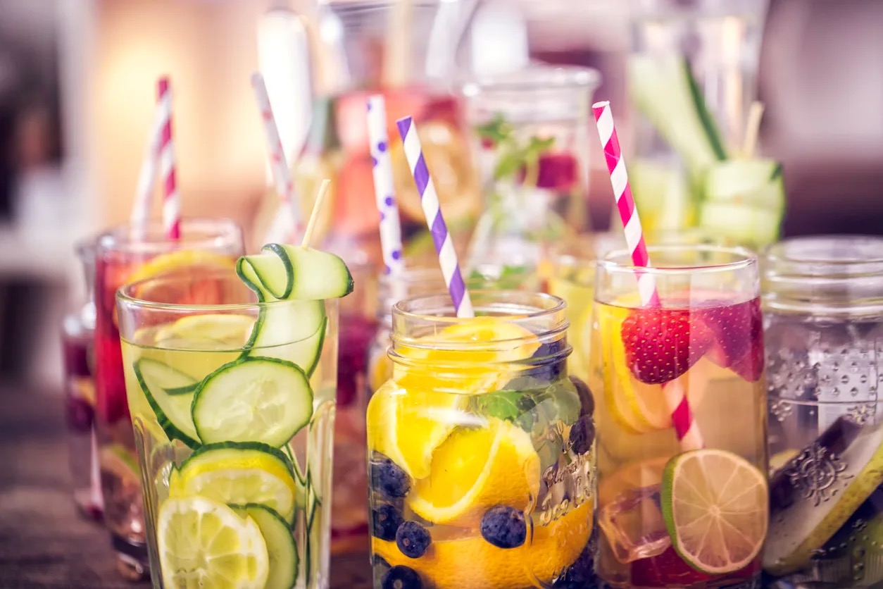 Trivia Quiz: 20-Question Visual Challenge 🧠🔍 Can You Nail It? Fruit infused drinks