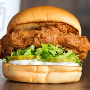 NYC Trip Planning Quiz 🗽! Can We Guess Your Age? Shake Shack burger