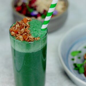 What Shade Of Green Are You? Quiz Green spirulina smoothie