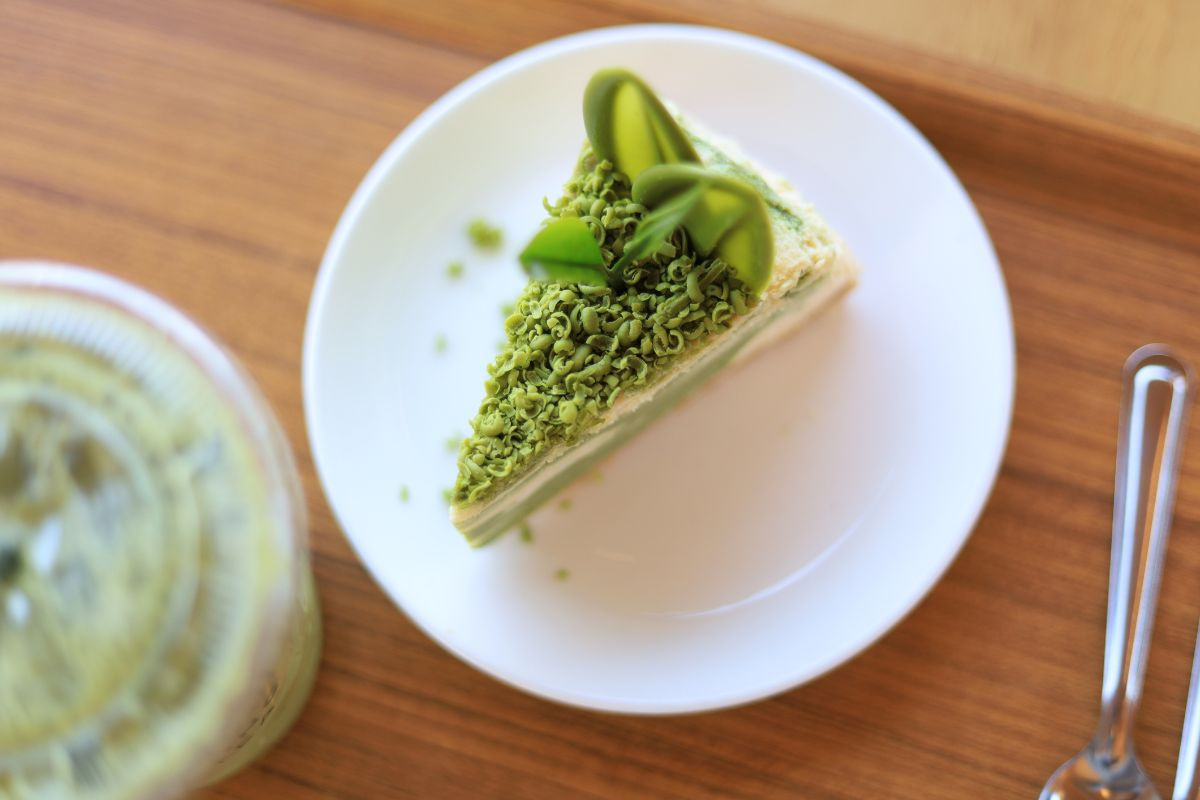 Pick Sweet Food In Every Color to Get Your Flavor Match Quiz Matcha cake