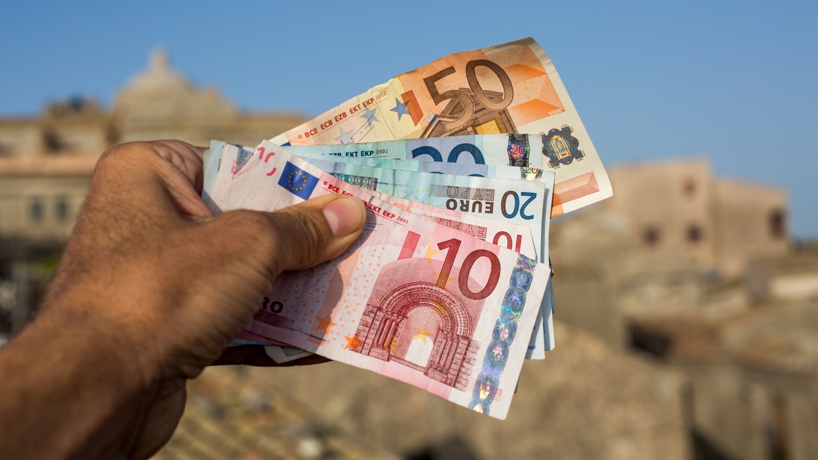 Can You Pass This Numbers-Only General Knowledge Quiz? Euro currency