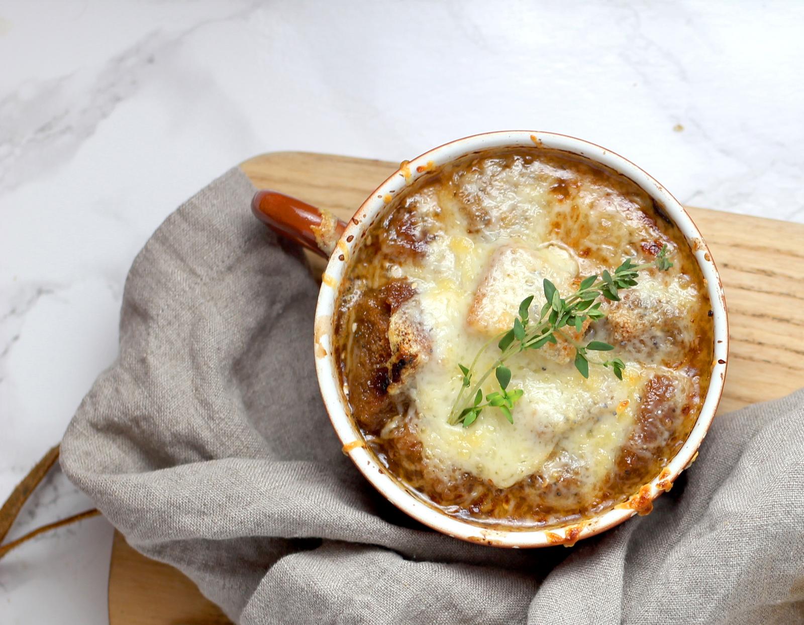 You’re Undoubtedly the 🤓 Smart Friend If You Find This General Knowledge Quiz Too Easy French onion soup