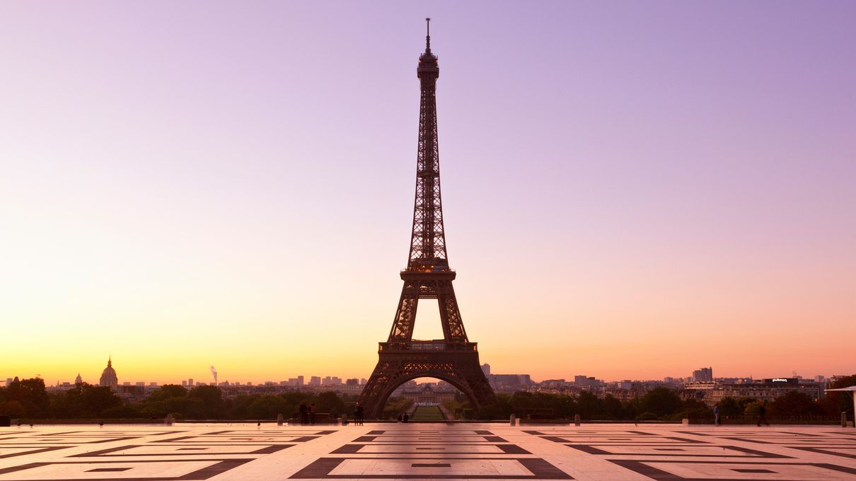 Landmarks Quiz Eiffel Tower, Paris, France