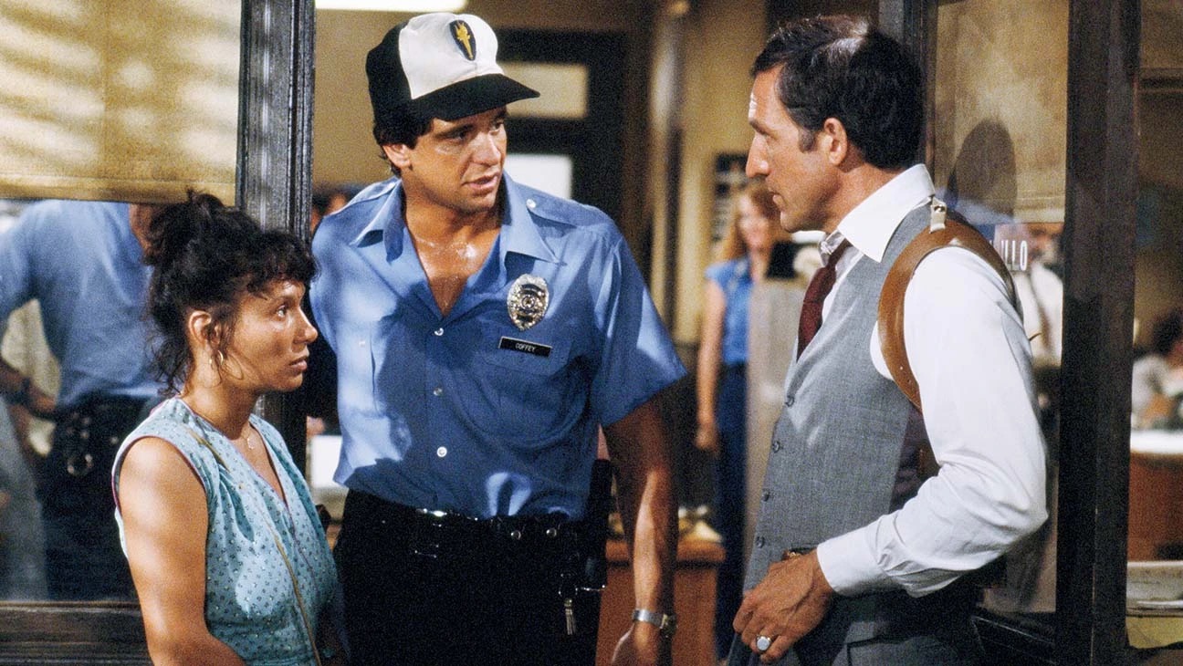 TV Show Trivia Quiz 📺: Can You Fill In The Missing Colors? 🎨 Hill Street Blues