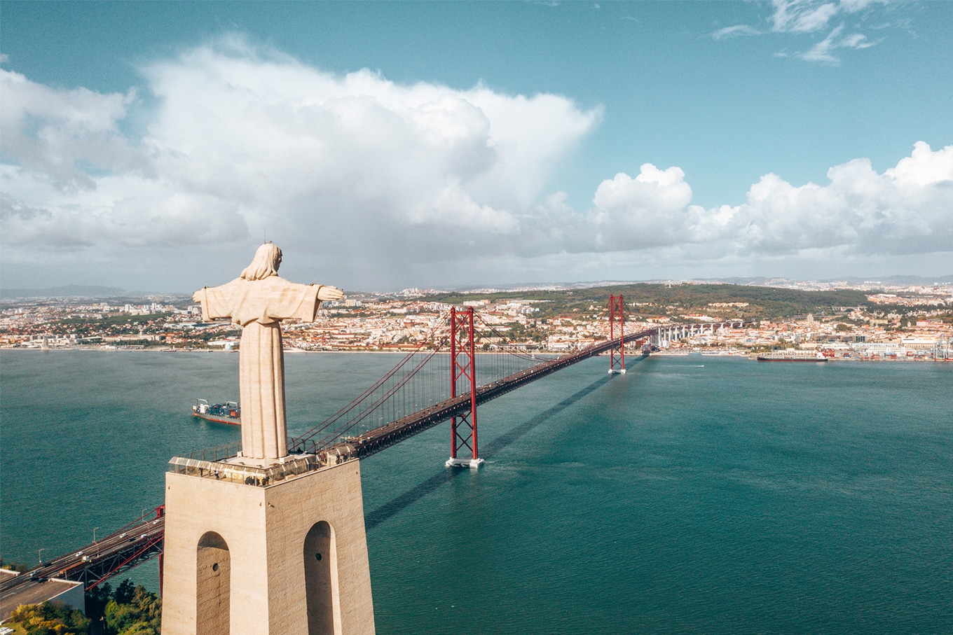 Commonly Mistaken Landmarks Quiz Cristo Rei, Lisbon, Portugal