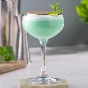 What Shade Of Green Are You? Quiz Grasshopper cocktail