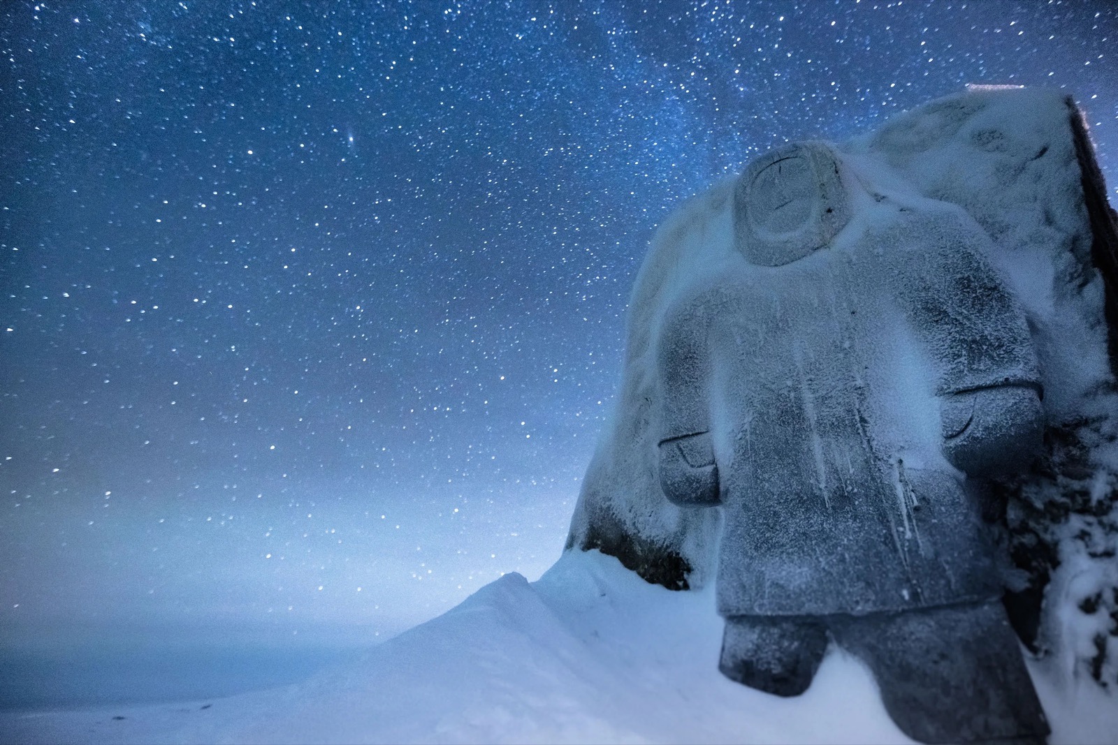 Arctic Vs Antarctic Eskimo inuit