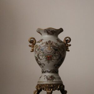What Element Am I? Quiz Urn