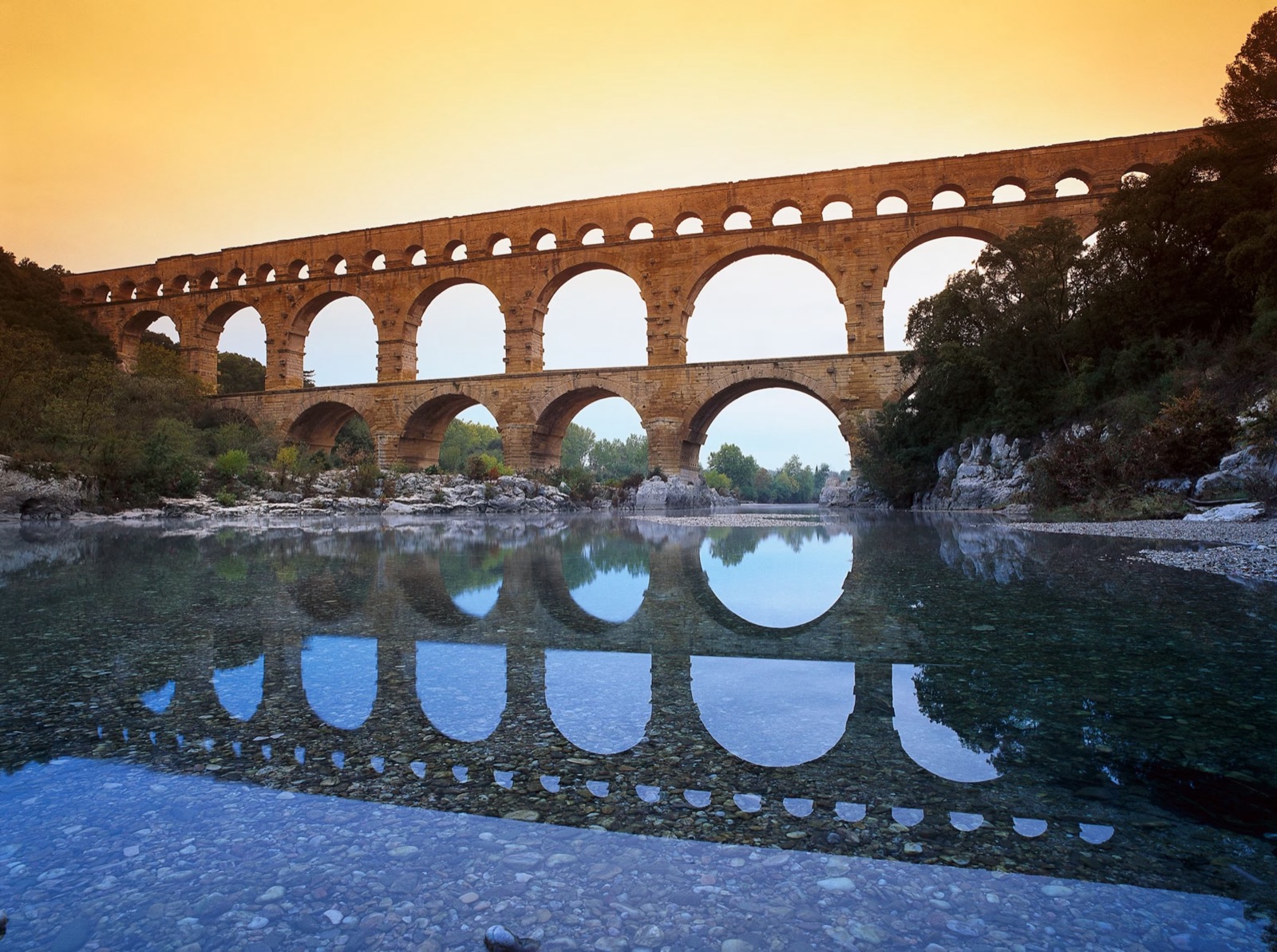 Roman Or Greek Trivia Quiz Aqueduct, Avignon, France