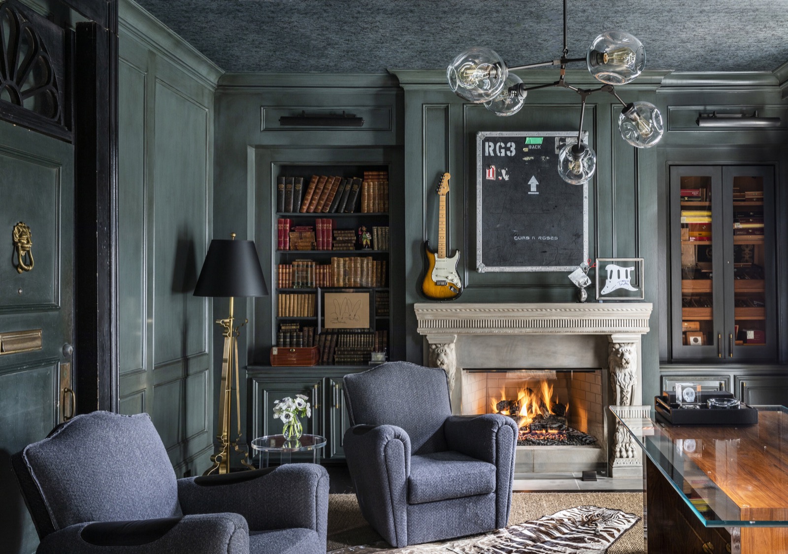 Which Haunted House Are You? Quiz Dark academia living room