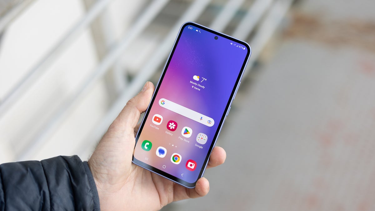 Everyday Technology Quiz Android smartphone