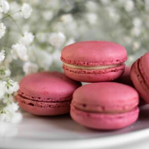 Pink Valentine's Day Quiz Macarons