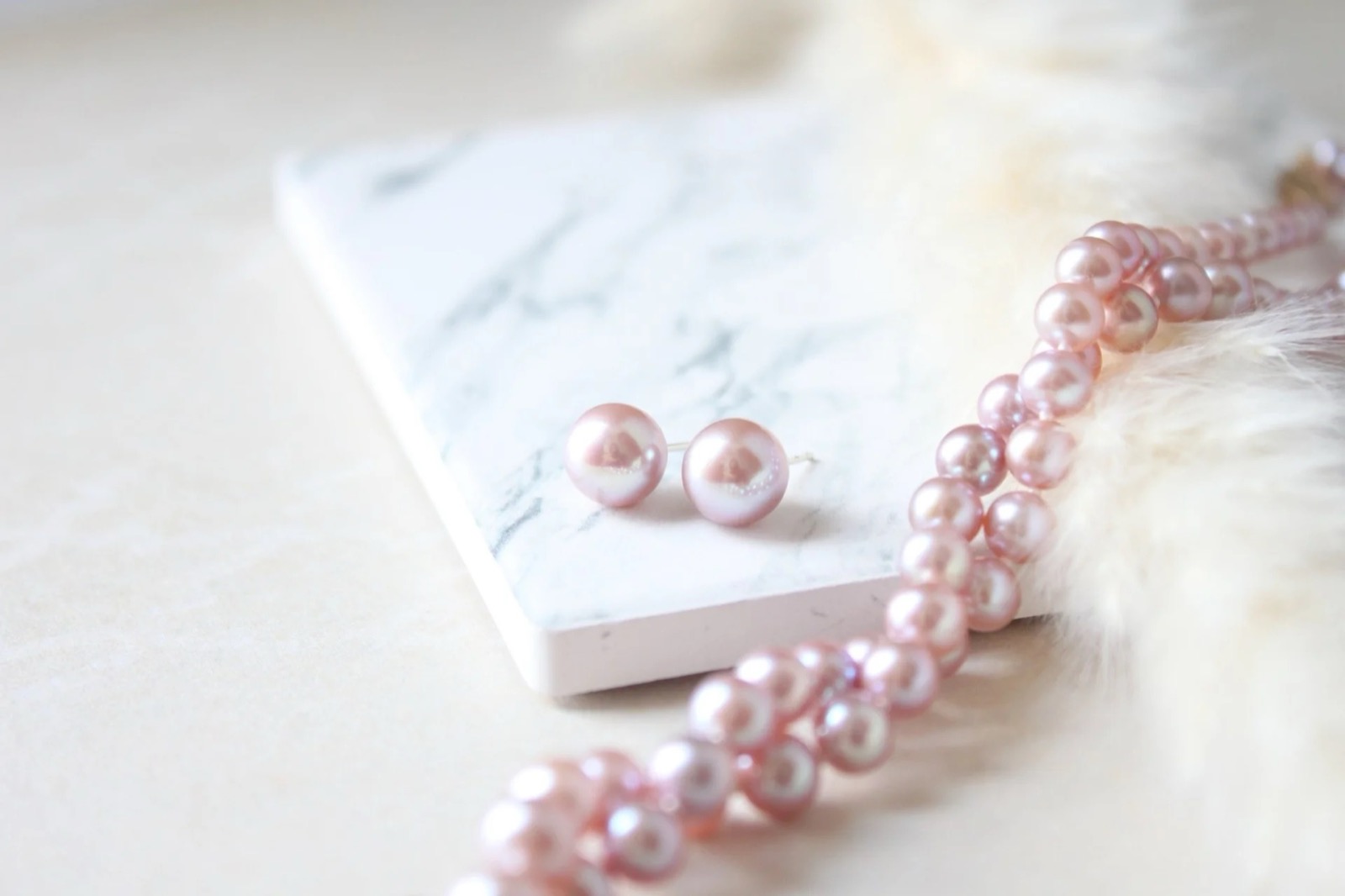 Pink Valentine's Day Quiz Pink pearl jewelry
