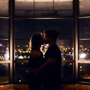 Which New Year's Eve Countdown Are You? Quiz Super romantic