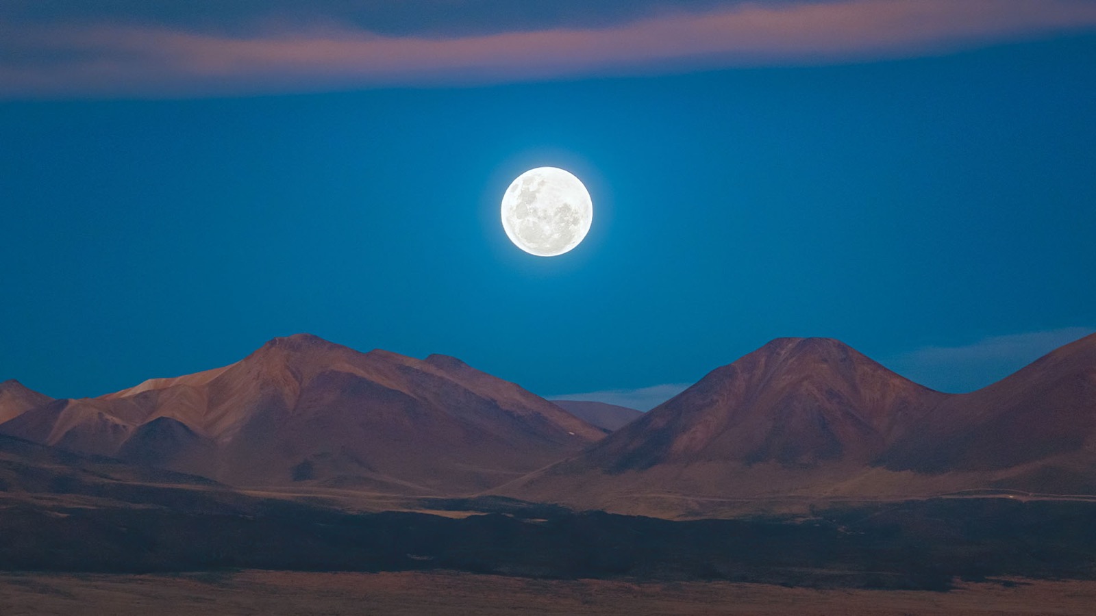 October Trivia Quiz Full Moon