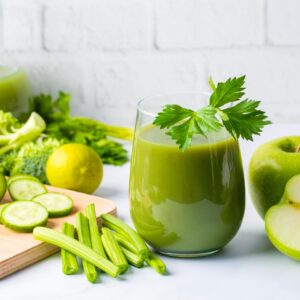 Enjoy Rainbow Breakfast & I'll Guess Age Food Quiz Green juice