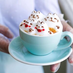 Are You A Black Cat Or A Golden Retriever? Quiz Latte
