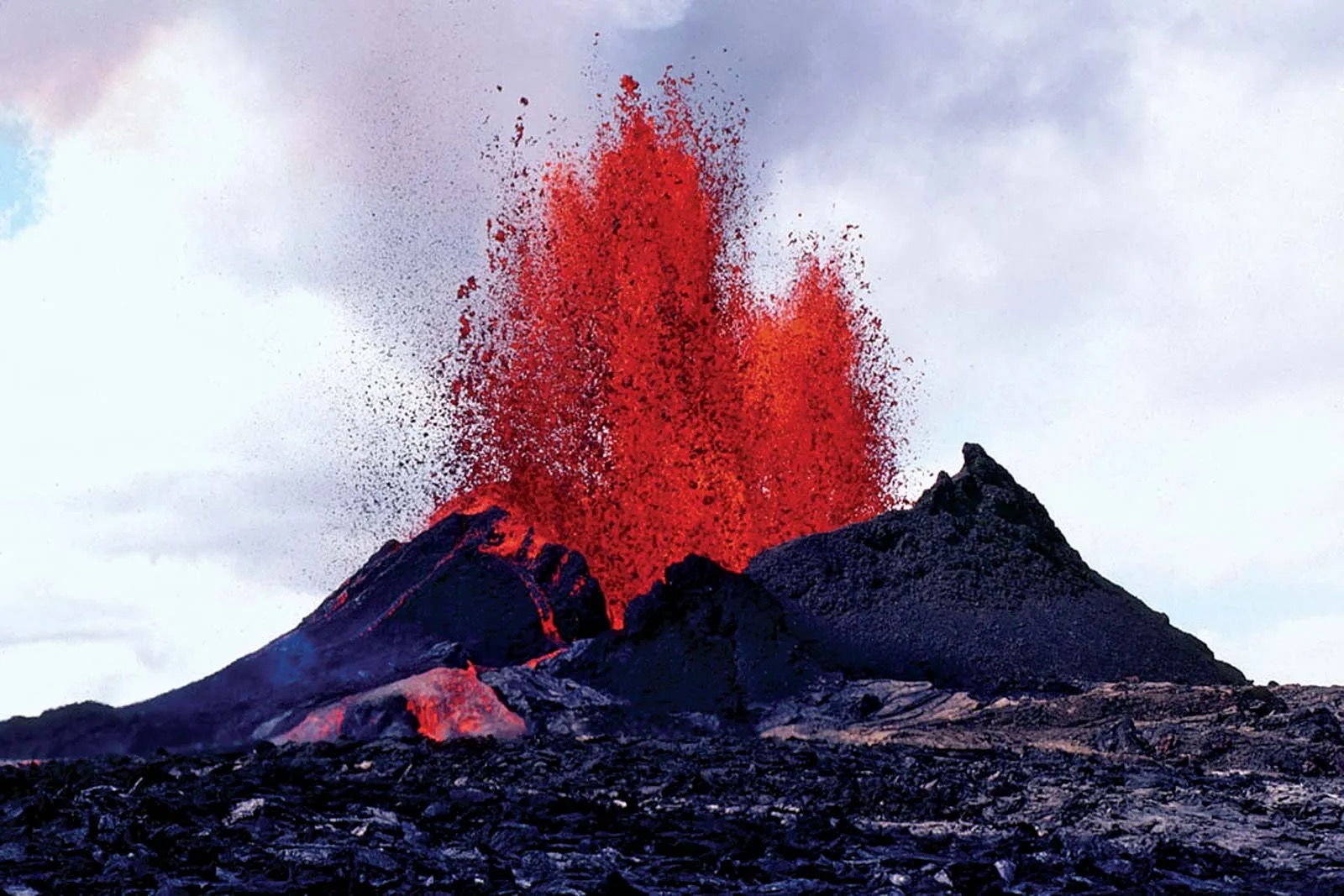 Kilauea volcano volcanic eruption