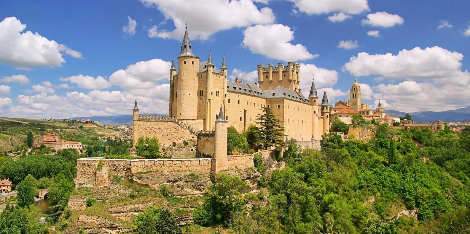 Castle Quiz Alcazar of Segovia, Spain